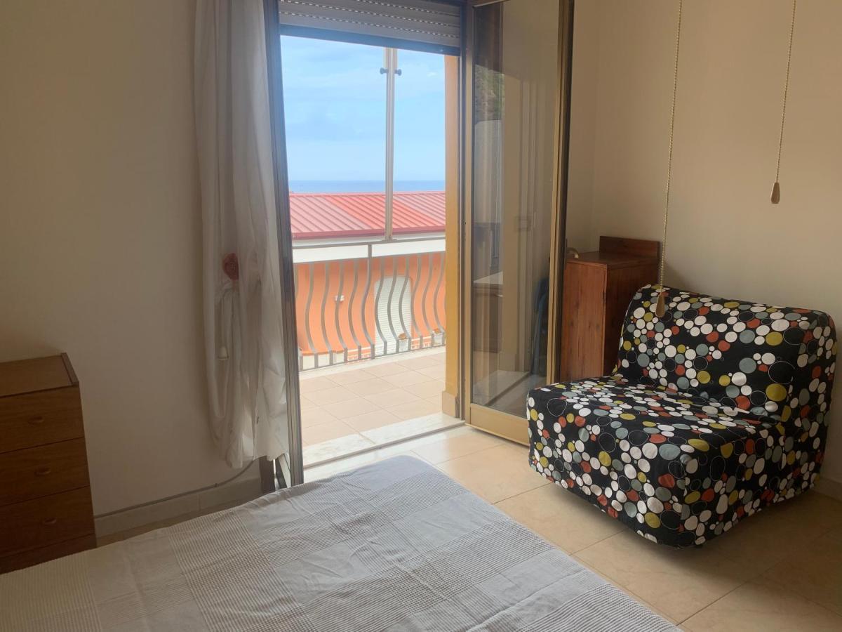 Residence La Fenice Ff จีอาร์ดีนี นักซอส ภายนอก รูปภาพ