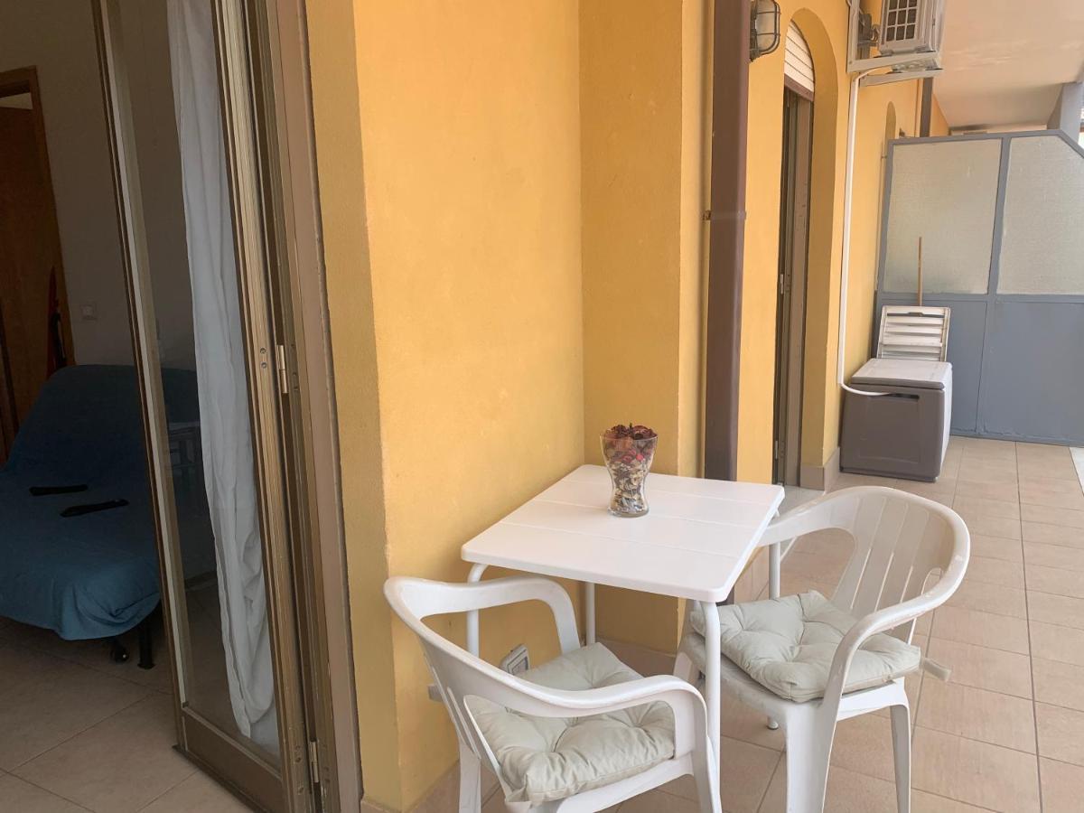 Residence La Fenice Ff จีอาร์ดีนี นักซอส ภายนอก รูปภาพ
